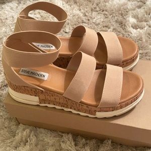 Steve Madden bandi wedges size 8 blush gently used